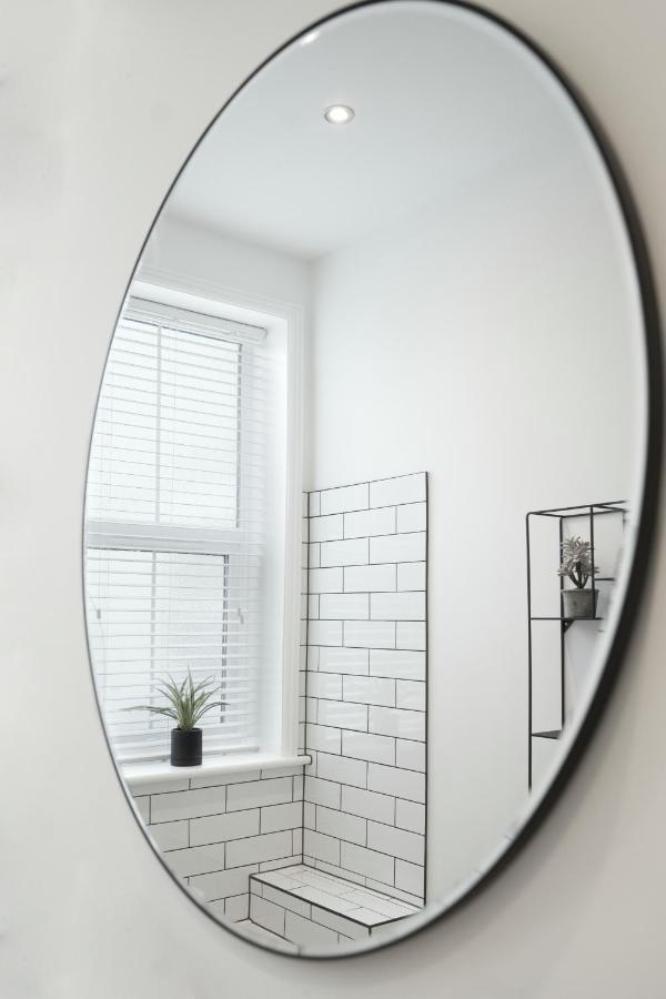 Luxurious And Spacious Central Apartment Great Yarmouth Exteriör bild