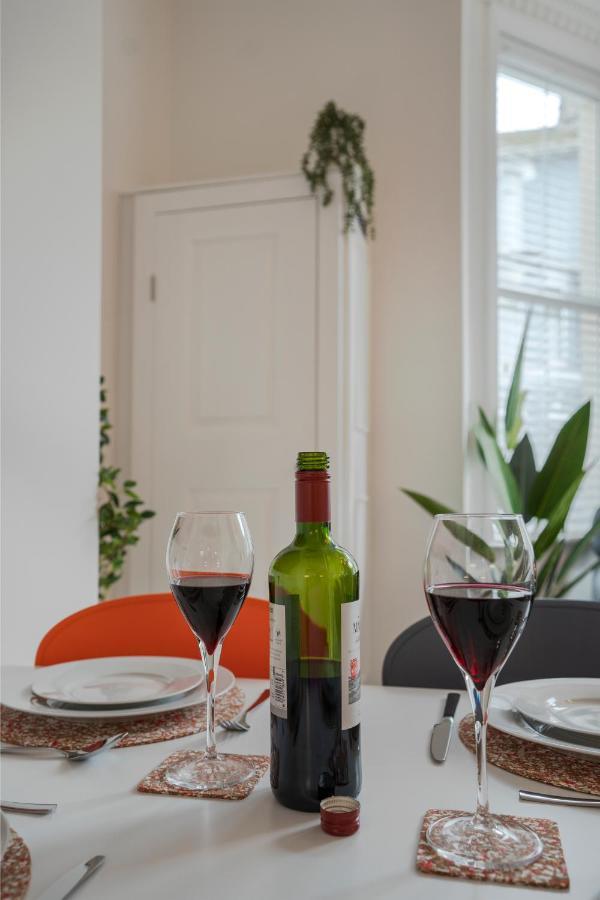 Luxurious And Spacious Central Apartment Great Yarmouth Exteriör bild