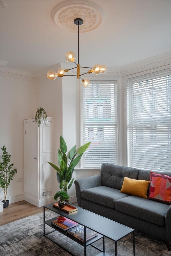 Luxurious And Spacious Central Apartment Great Yarmouth Exteriör bild