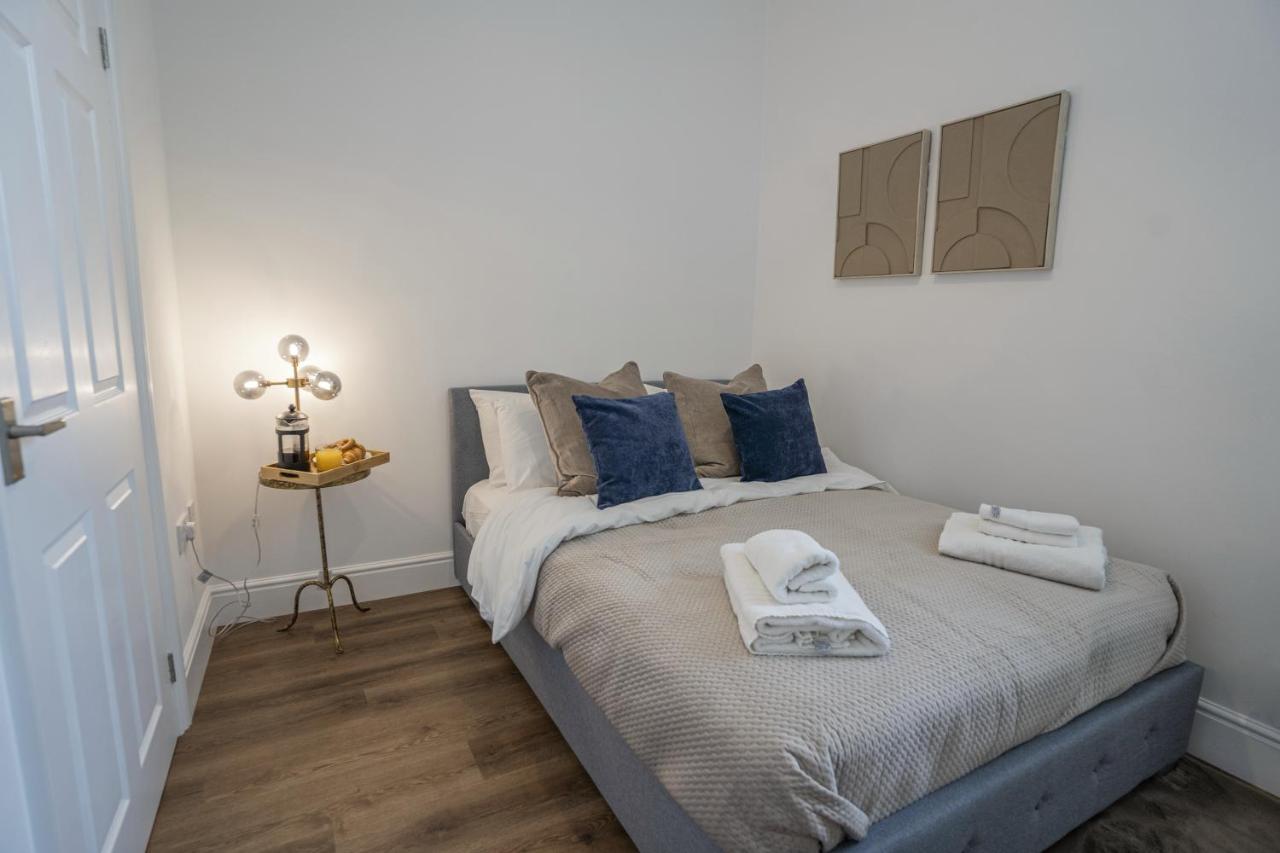 Luxurious And Spacious Central Apartment Great Yarmouth Exteriör bild